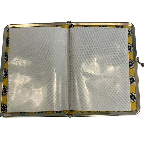Vera Bradley Hug N Kisses Black and Yellow Photo Book Wallet - Picture 6 of 8